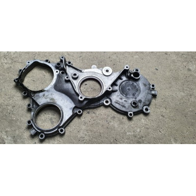 б/у Крышка шестерень привода ГРМ передняя Nissan Interstar 1998-2003 2.5 DCI G9U720 / G9U724 8200018638
