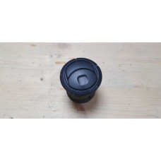б/у Дефлектор (решетка вентиляции, заслонка обдува) Nissan Interstar 2003-2010 7701068359