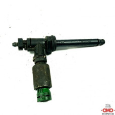 б/у Клапан прокачки сцепления (с 2006 года) Nissan Interstar 2003-2010 8200399602