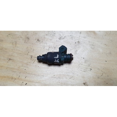 б/у Форсунка бензиновая Skoda Octavia Tour 1996-2000 1.6 AKL 037906031AA