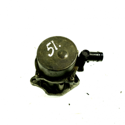 б/у Вакуумный насос Nissan Interstar 1998-2003 1.9 DCI 8200689330