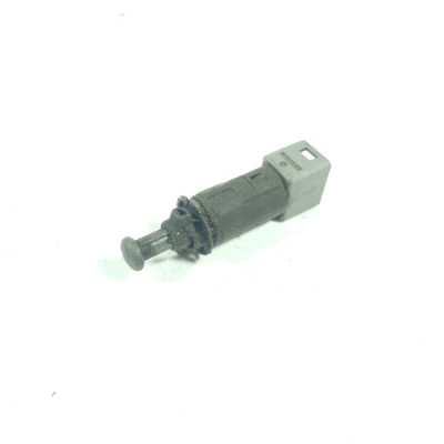 б/у Датчик включения стоп-сигнала (2 контакта, серый) Nissan Interstar 2003-2010 7700431512