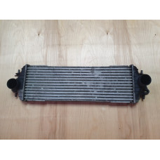 б/у Радиатор интеркулера Opel Vivaro 2001-2006 1.9 DCI 7700312903