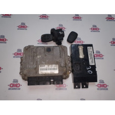 б/у Блок управления двигателем (комплект) Nissan Interstar 2003-2010 3.0 DCI 8200391957