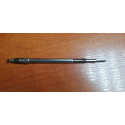 б/у Свеча накала Nissan Interstar 2003-2010 3.0 DCI ZD3A202 Y522J