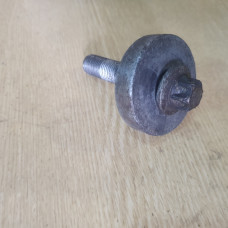 б/у Болт крепления шкива коленвала Nissan Interstar 2003-2010 2.5 DCI G9U750 / G9U754 8200580343