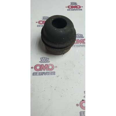 б/у Отбойник / Сайлентблок переднего верхнего рычага Nissan Interstar 1998-2003 8200189865