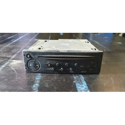 б/у Магнитола Nissan Interstar 2003-2010 8200633634T