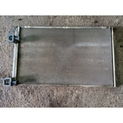 б/у Радиатор охлаждения основной Nissan Interstar 1998-2003 2.5 D S8U770 / S8U772 7701046209