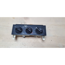 б/у Блок управления печкой (без кондиционера) Nissan Interstar 1998-2003 7701205588
