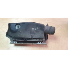 б/у Корпус воздушного фильтра Mercedes E320 W210 1999-2003 A6130900201