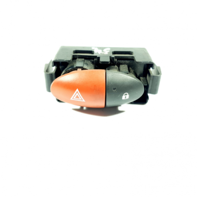 б/у Кнопка аварийки Opel Movano 2010- 8200214896
