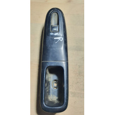 б/у Кнопка стеклоподьемника двери передней правой Peugeot 406 1999-2004 6552ZZ