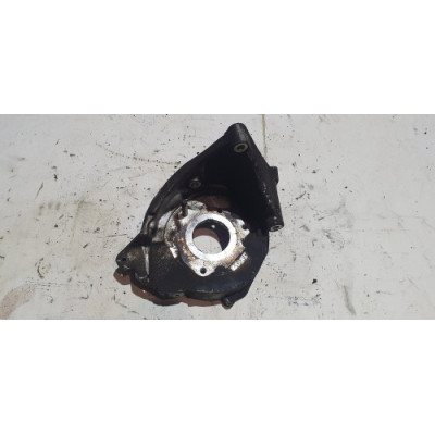 б/у Кронштейн ТНВД Peugeot Expert 2004-2007 2.0 HDI RHZ 96389217