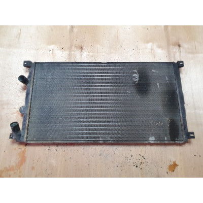 б/у Радиатор охлаждения основной Nissan Interstar 1998-2003 2.5 DCI 7701046210