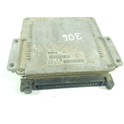 б/у Блок управления двигателем ЭБУ Peugeot 306 1997-2002 2.0 HDI 0281010031