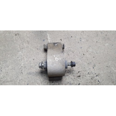 б/у Подушка КПП задняя нижняя Nissan Interstar 1998-2003 2.8 DTI S9W700 / S9W702