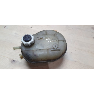б/у Бачок расширительный Opel Movano 1998-2003 7700838740