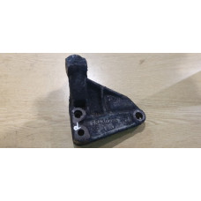 б/у Кронштейн двигателя правый Opel Movano 1998-2003 2.5 D S8U770 / S8U772 7701035762