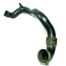 б/у Патрубок воздушного фильтра Opel Movano 2003-2010 2.5 DCI 8200261965