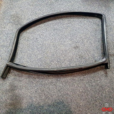 б/у Уплотнитель стекла двери передней левой Fiat Fiorino III 2007- 1354723080