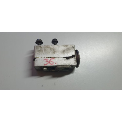б/у Клапан расширительный кондиционера Opel Movano 2010- 922704486R