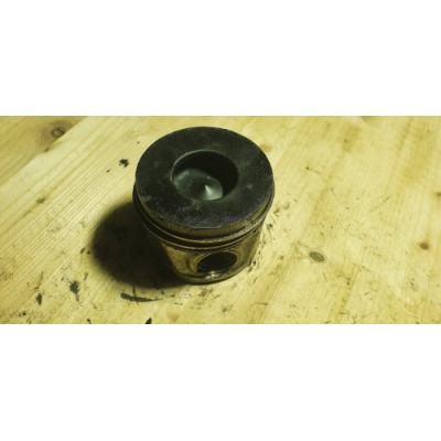 б/у Поршень Volkswagen Passat B6 2005-2010 2.0 TDI BKP 03G107065C