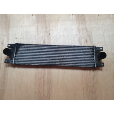 б/у Радиатор интеркулера Renault Master II 1997-2003 2.5 DCI 7701043695