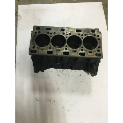 б/у Блок двигателя (голый) Nissan Interstar 1998-2003 2.5 DCI G9U720 / G9U724 7701474318
